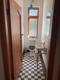 Spacious and Furnished Room available in Heritage home located in Greenside