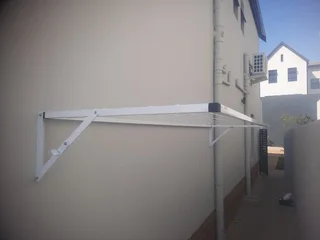 Fold away washing line