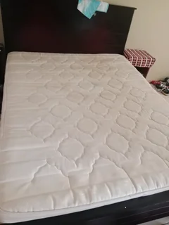 Queen Size Mattress R800