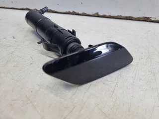 I&#39;m Looking for Vw Tiguan 2016-2020 Following Parts. Left Fog Light Holder.