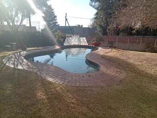 Sandton Buccleuch. room to rent