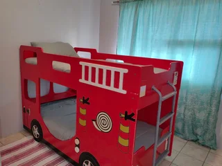 ENTIRE 4BED SELFCATERING CLOSE BEACH HOUSE