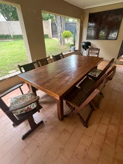 Outdoor Table &amp; Chairs