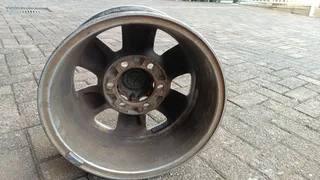 Toyota D-4D Hilux 15&#34; Rim (1 only)