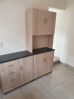 Batchelor Flat - R 4500.00. Immediate available.