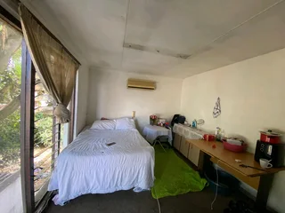 Room To Let Melrose/ Bramley