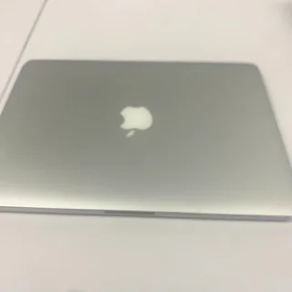 Apple MacBook Pro 13 Inch (2015) – 16GB RAM, 500GB SSD i5