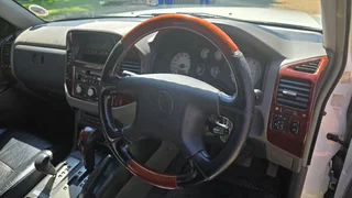 2005 Mitsubishi Pajero SUV - 3.2 4x4 GLS - 5 Door