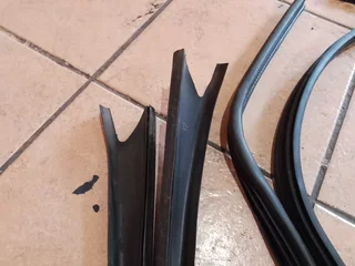 VW Golf MK4 GTI-R door seals
