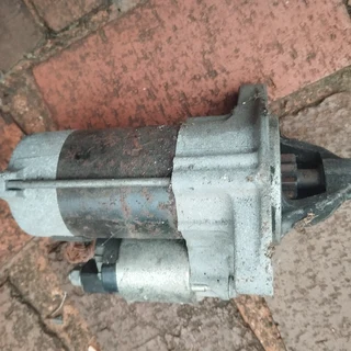 Toyota Auris starter motor model 428000- 4503