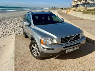 2010 Volvo XC90 D5 AWD Geartronic with 246 000km and 6 month Motorite CPA Warranty