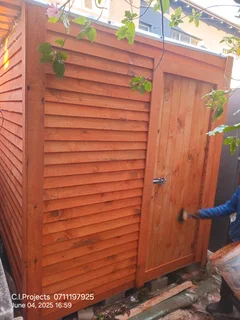 BUDGET FRIENDLY NUTEC AND WENDY HOUSES