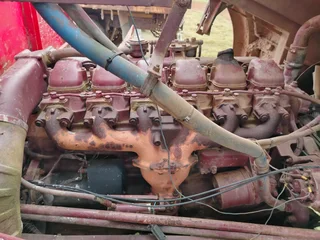 Ade 407 engine with Fuller 9 speed box