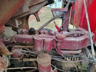 Ade 407 engine with Fuller 9 speed box