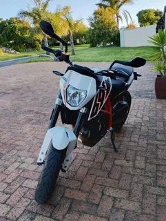 2013 KTM Duke 690