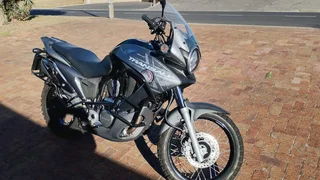 Honda transalp xl700v