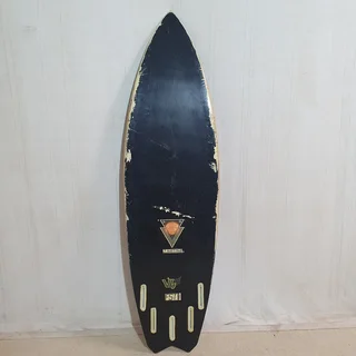 Firewire Tomohawk Surfboard 5&#39;10 With Fins