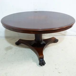 Victorian Solid Mahogany 4-Seater Round Table