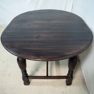 Oval Antique Oak Stained 4/6 - Seater Table