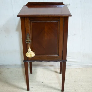 Edwardian Solid Mahogany Pedestal