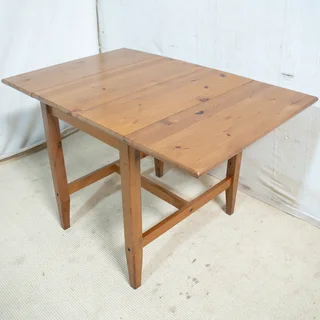 Pine Dropside 4-Seater Dining Table