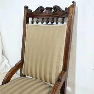 Victorian Walnut Lounge Chair