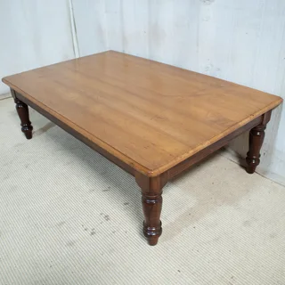 Solid Yellowwood &amp; Imbuia Rectangle Coffee Table