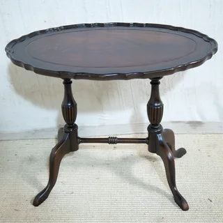 Sheraton Style Oval Mahogany Side Table