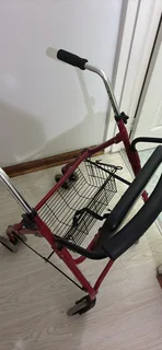 Walker with wheels /Rollator 4 Wheel Elite Push Down Brake with Basket