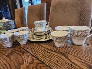 Vintage Tea And Eatery Sets