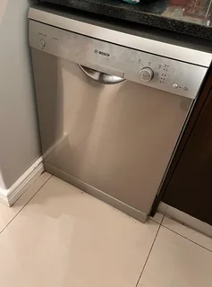 Bosch SMS40E18ZA 12 Plate Dishwasher in Silver Inox