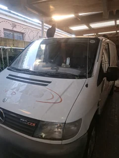 Mercedes vito 112 breaking up