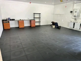 PVC dimple interlocking mat