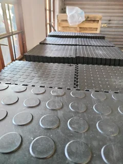PVC dimple interlocking mat&#39;s