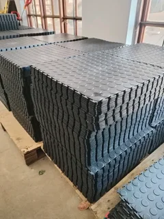 PVC dimple interlocking mat&#39;s