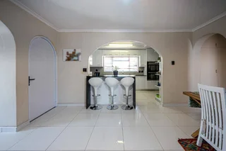 bedroom - Immediately available