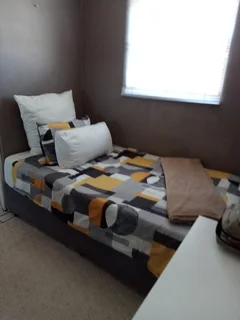 Bachelor&#39;s flat available to rent