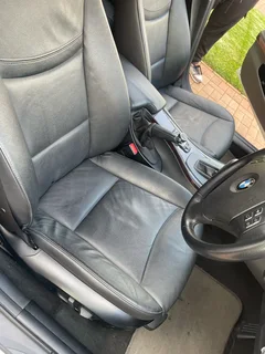 BMW 320d auto exclusive 2010