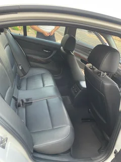 BMW 320d auto exclusive 2010