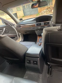 BMW 320d auto exclusive 2010