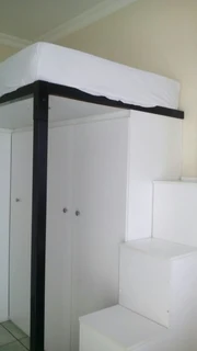 Bachelor Pad to rent