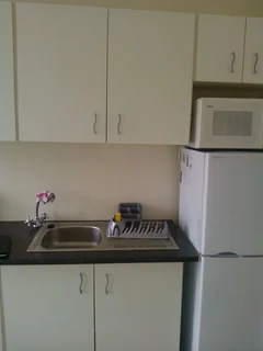 Bachelor Pad to rent