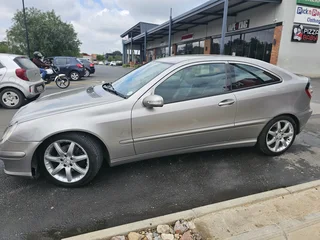 2006 C230 V6 Compressor Coupe Mercedes