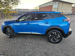 2022 Peugeot 2008 SUV R194900 Tel. 0653779911