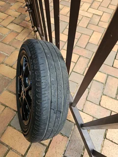 Suzuki rims with tyres