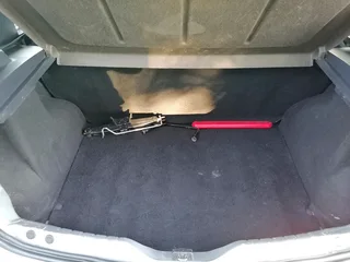 2011 Renault Sandero 1.6i 5speed Manual