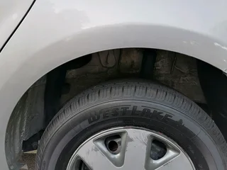 2011 Renault Sandero 1.6i 5speed Manual