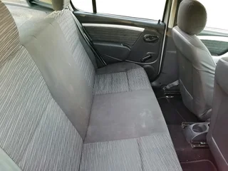 2011 Renault Sandero 1.6i 5speed Manual