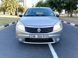 2011 Renault Sandero 1.6i 5speed Manual