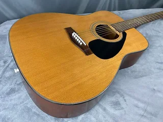 Guitar Yamaha
